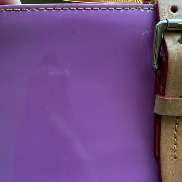 Dooney & Bourke Pink Patent Leather “Janine” satchel with dust cover. - Picture 6 of 7